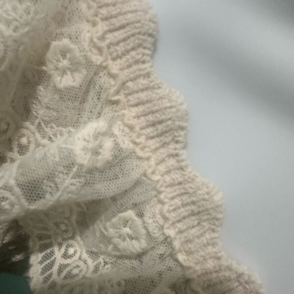 Zara Cream Lace Knit Top - Picture 3 of 9
